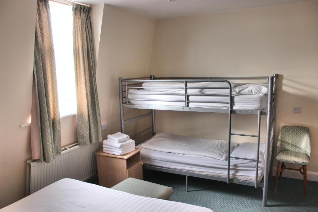 The Colwyn Hotel - Near Pleasure Beach Blackpool Dış mekan fotoğraf