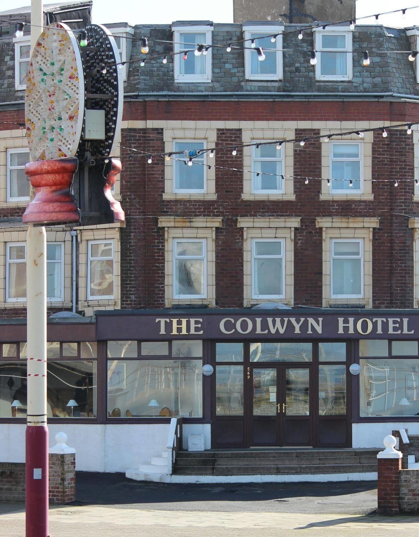 The Colwyn Hotel - Near Pleasure Beach Blackpool Dış mekan fotoğraf