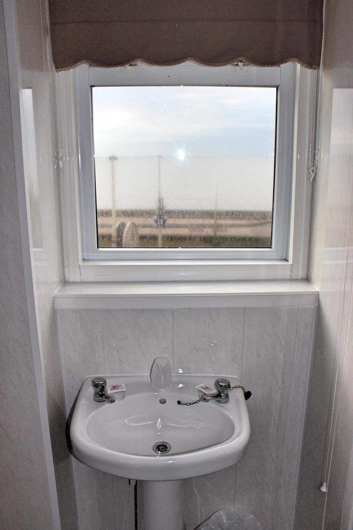 The Colwyn Hotel - Near Pleasure Beach Blackpool Dış mekan fotoğraf